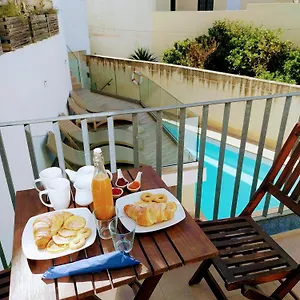 https://pjazza-suites-boutique-hotel.qawrahotelsmalta.org